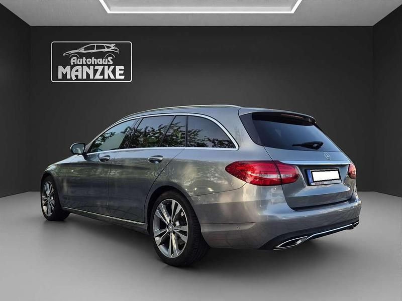 Gebraucht Mercedes C250 211 PS (155 kW) 2015 Palladiumsilber  metalliclack Kombi