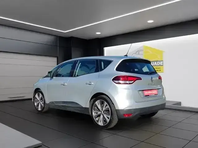 Gebraucht Renault Scénic III Experience 110 PS (80 kW) 2016 Silber Van / Kleinbus