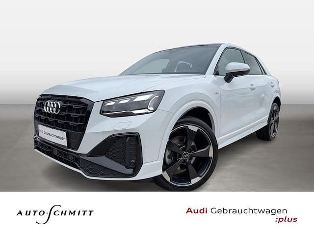 Gletscherweiß metallic Gebraucht 2024 Audi Q2 S-Line SUV | 34.780 € (Fairer Preis) - Bild 1/4