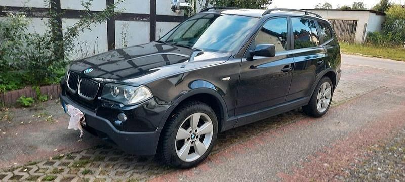 Schwarz Gebraucht 2007 BMW X3 Lifestyle SUV | 5.500 € - Bild 1/4