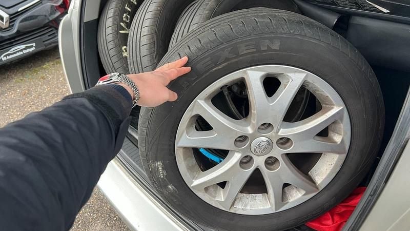 Gebraucht Toyota Verso 136 PS (100 kW) 2009 Grau Van / Kleinbus