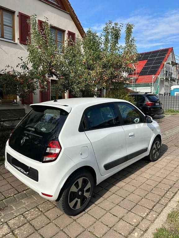 Gebraucht Renault Twingo Experience 71 PS (52 kW) 2015 Weiß Kleinwagen