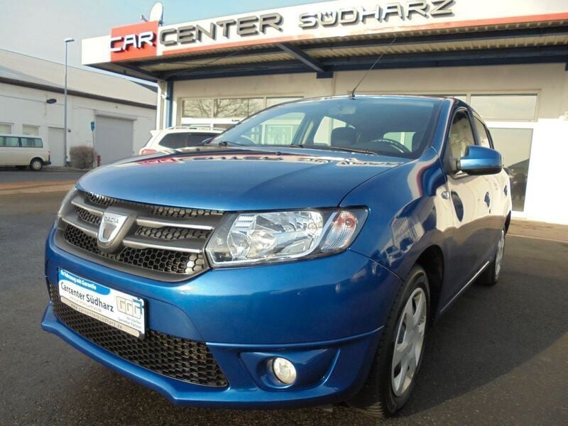 Blau Gebraucht 2013 Dacia Sandero Lauréate Kleinwagen | 4.799 € (Fairer Preis) - Bild 1/4