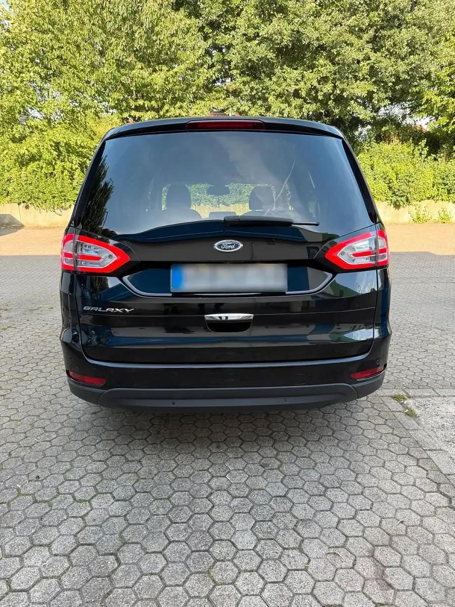 Usata Ford Galaxy 150 CV (110 kW) 2016 Nero Monovolume