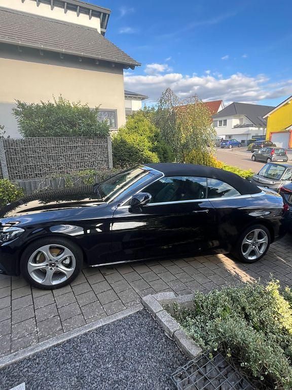 Gebraucht Mercedes C200 Sportline 184 PS (135 kW) 2017 Schwarz Cabrio