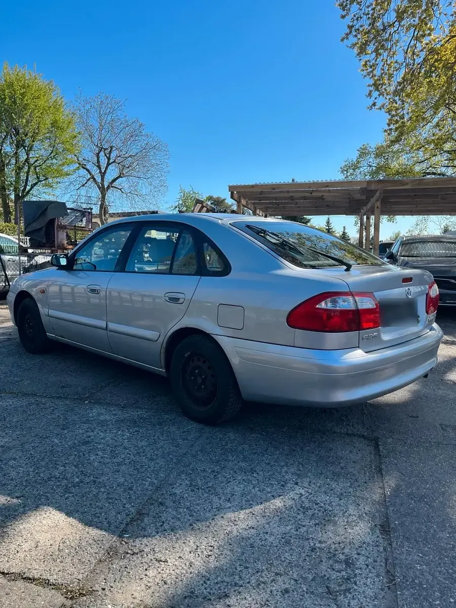 Usado Mazda 626 101 CV (74 kW) 2000 Gris Berlina