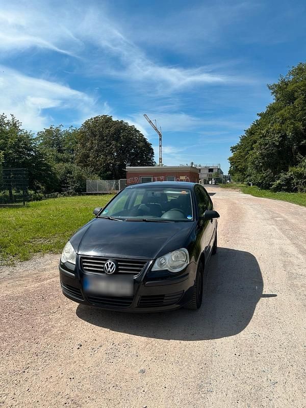 Schwarz Gebraucht 2006 VW Polo Kleinwagen | 600 € (Superpreis) - Bild 1/4
