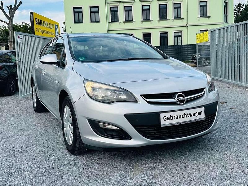 Silber Gebraucht 2014 Opel Astra Edition Kombi | 2.999 € (Guter Preis) - Bild 1/4