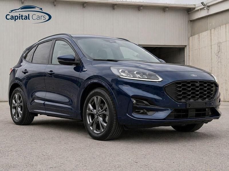Usado Ford Kuga ST-Line X 152 HP (111 kW) 2023 Azul SUV