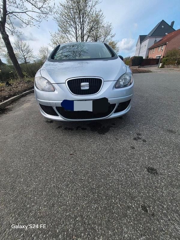 Gebraucht Seat Altea 102 PS (75 kW) 2008 Grau Kleinwagen