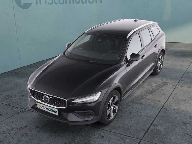 Gebraucht Volvo V60 CC Plus 197 PS (144 kW) 2023 Schwarz Kombi