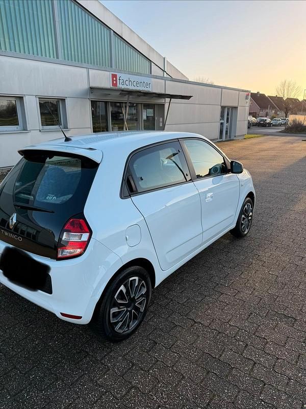 Gebraucht Renault Twingo 71 PS (52 kW) 2015 Weiß Kleinwagen