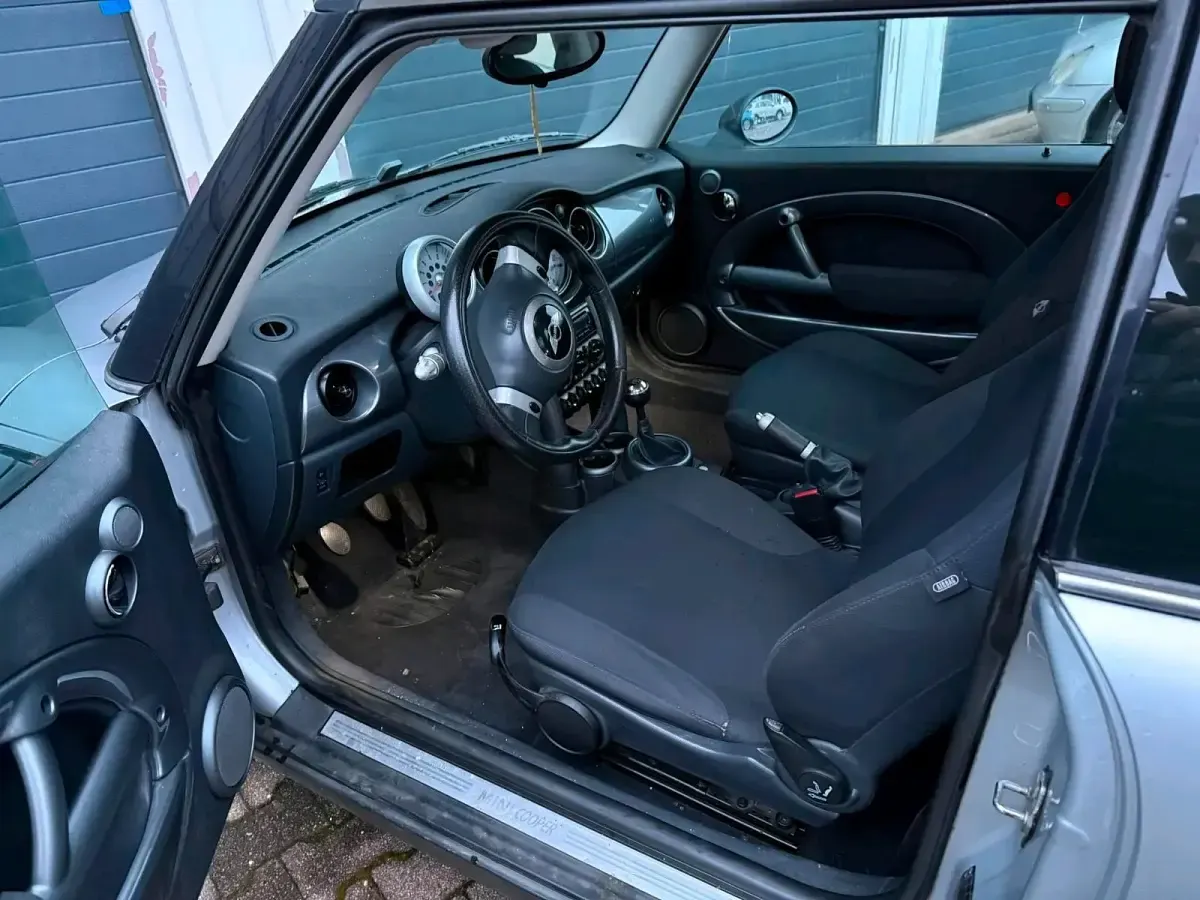 Gebraucht Mini Cooper Coupé 116 PS (85 kW) 2006 Coupé