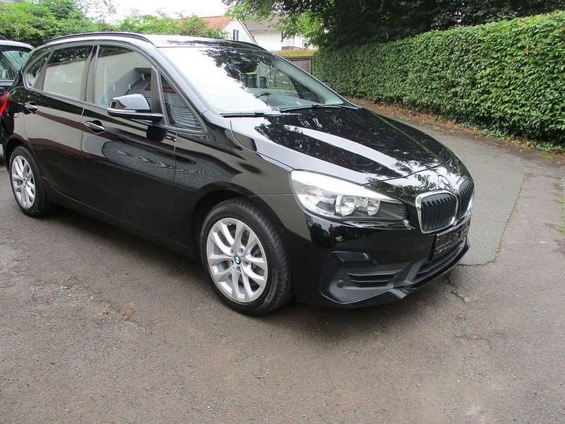Gebraucht BMW 225 Advantage 224 PS (164 kW) 2019 Schwarz Kombi