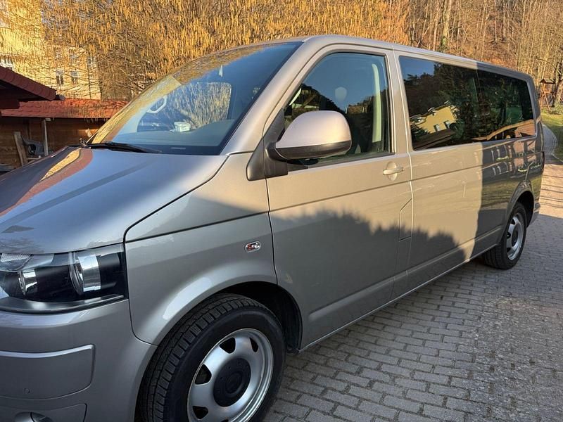 Gebraucht VW T5 Comfortline 140 PS (102 kW) 2014 Beige Van