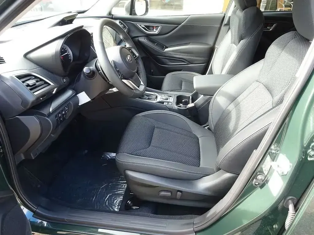 Gebraucht Subaru Forester Comfort 150 PS (110 kW) 2024 Grün SUV