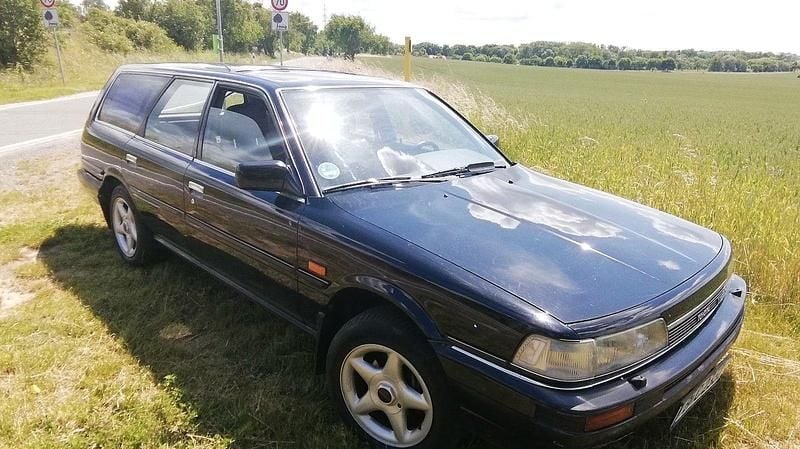 Gebraucht Toyota Camry 160 PS (117 kW) 1992 Schwarz Kombi