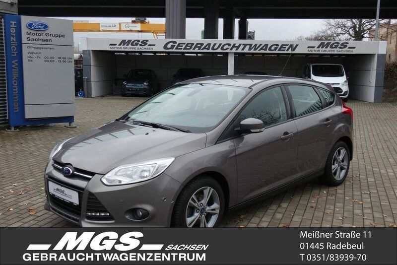Brisbane braun (met.) Gebraucht 2013 Ford Focus Limousine | 5.500 € (Guter Preis) - Bild 1/4