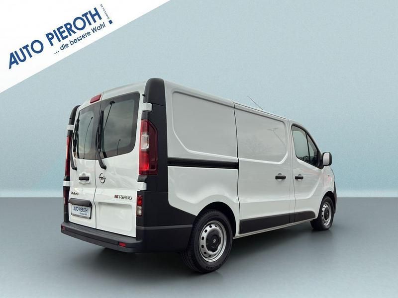 Gebraucht Opel Vivaro S 145 PS (106 kW) 2018 Weiß Van / Kleinbus