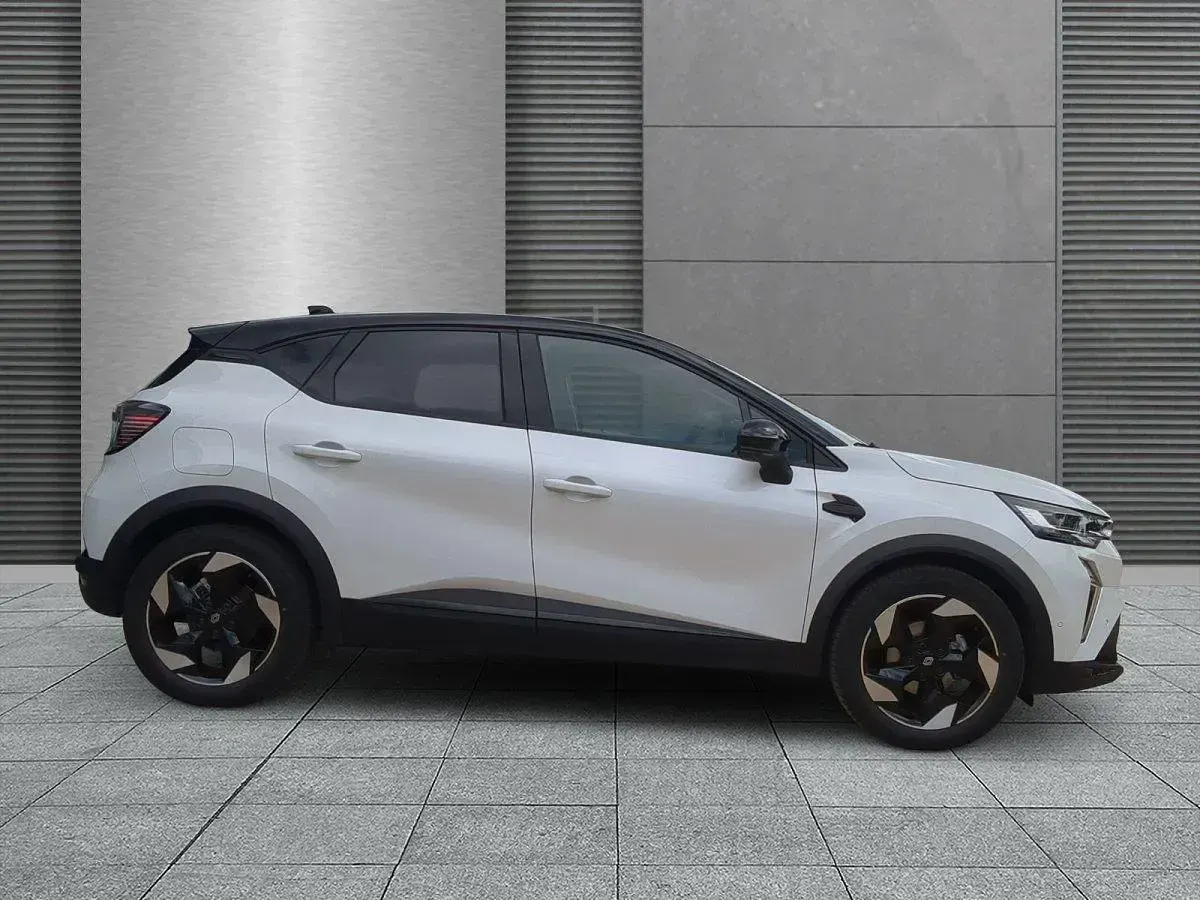 Gebraucht Renault Captur Techno 158 PS (116 kW) 2025 Perlmuttweiß + blackpearlsch SUV