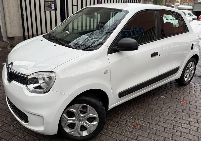 Gebraucht Renault Twingo Life 65 PS (47 kW) 2021 Weiß Kleinwagen