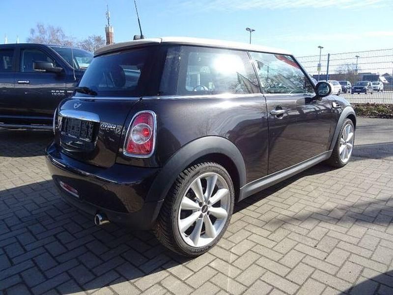 Gebraucht Mini Cooper D 112 PS (82 kW) 2013 Schwarz Kleinwagen