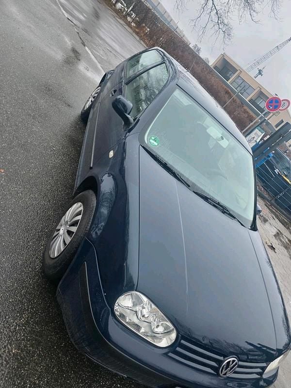 Gebraucht VW Golf IV 102 PS (75 kW) 2000 Blau Kleinwagen