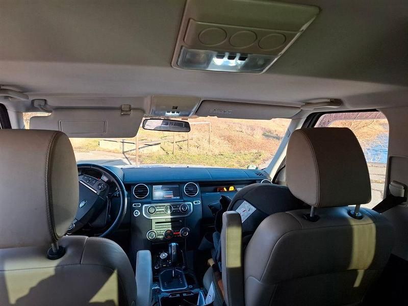 Gebraucht Land Rover Discovery 4 211 PS (155 kW) 2011 Weiß SUV