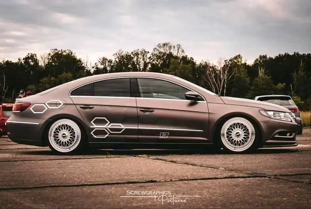 Gebraucht VW Passat 140 PS (102 kW) 2012 Braun Coupé