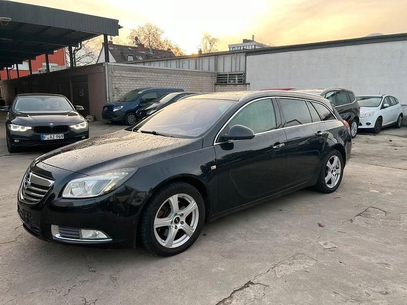 Schwarz Gebraucht 2011 Opel Insignia Innovation Kombi | 2.500 € (Guter Preis) - Bild 1/4