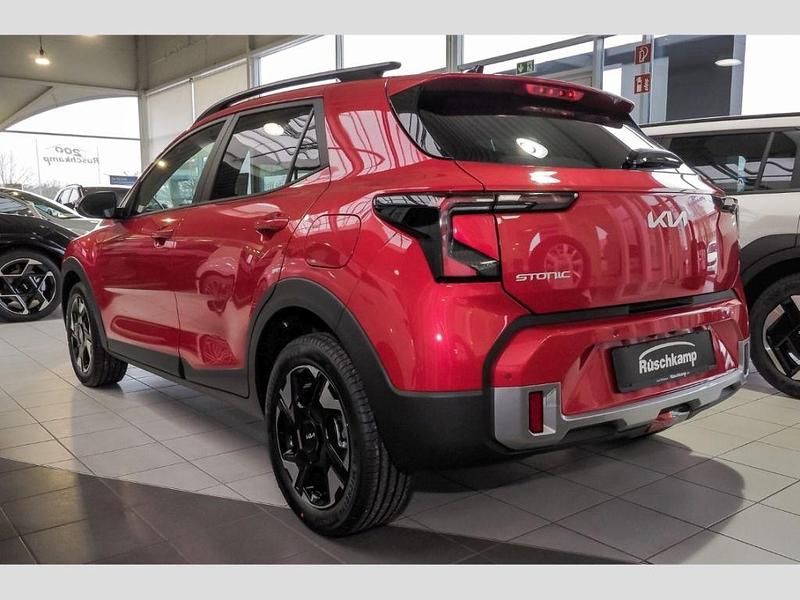 Neu Kia Stonic Vision 101 PS (74 kW) 2025 Beg) signal red m (rot SUV