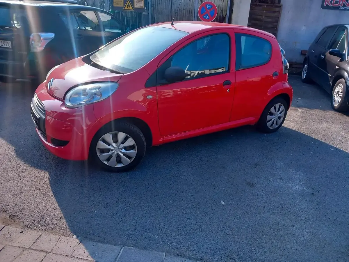 Gebraucht Citroën C1 70 PS (51 kW) 2009 Rot Kleinwagen