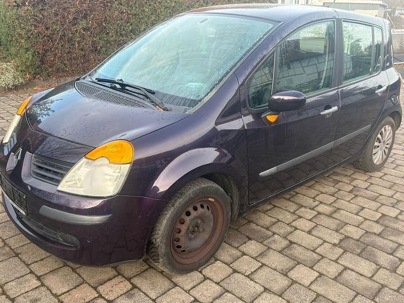Violett Gebraucht 2005 Renault Modus Authentique Van / Kleinbus | 699 € (Superpreis) - Bild 1/4
