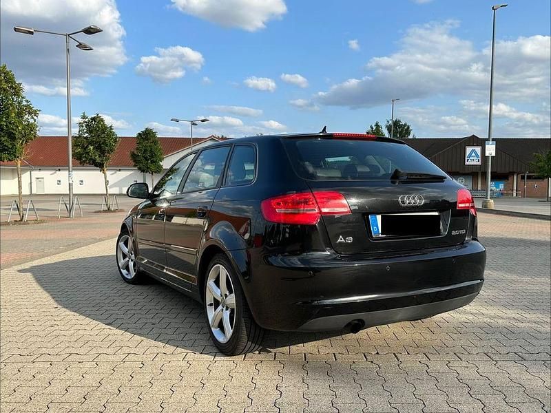 Gebraucht Audi A3 Ambition 140 PS (102 kW) 2010 Schwarz Kleinwagen