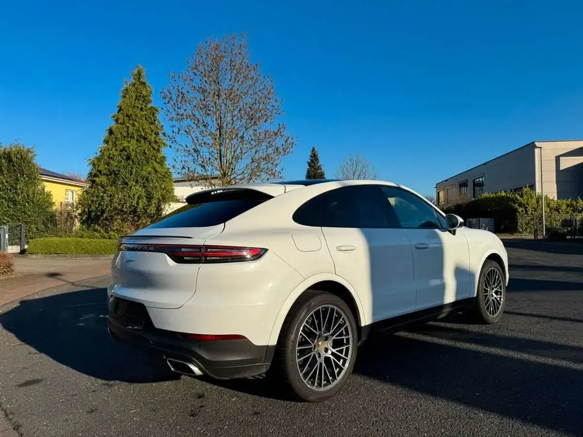 Gebraucht Porsche Cayenne Coupe 340 PS (250 kW) 2019 Weiß Coupé