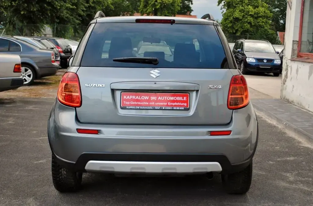 Gebraucht Suzuki SX4 Club 135 PS (99 kW) 2010 Grau SUV