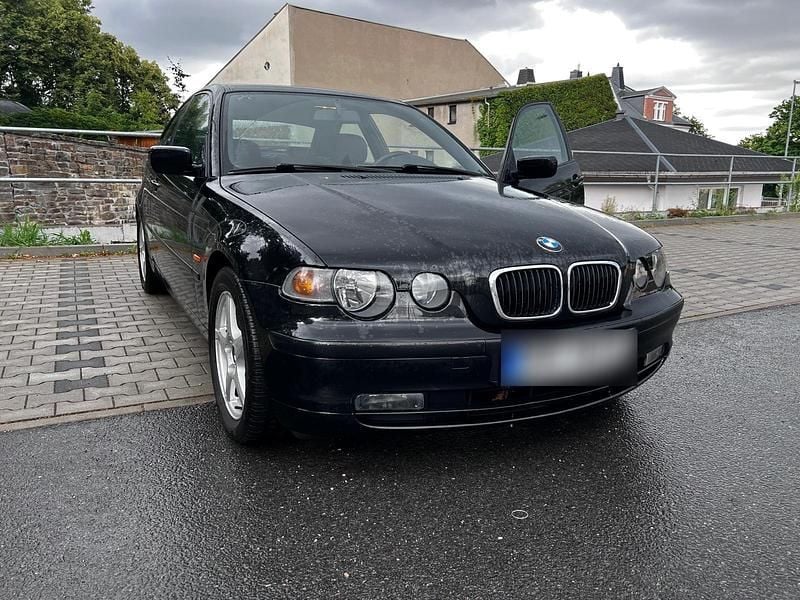Gebraucht BMW 316 115 PS (84 kW) 2002 Schwarz Coupé