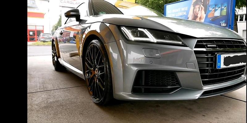 Grau Gebraucht 2015 Audi TT Coupé | 28.900 € (Teuer) - Bild 1/4