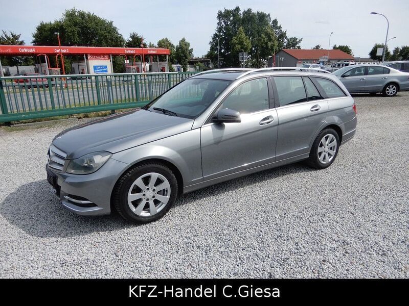Silber Gebraucht 2012 Mercedes C220 Avantgarde Kombi | 12.900 € (Etwas zu teuer) - Bild 1/4