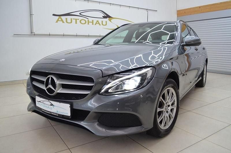 Gebraucht Mercedes C220 170 PS (125 kW) 2017 Grau Kombi