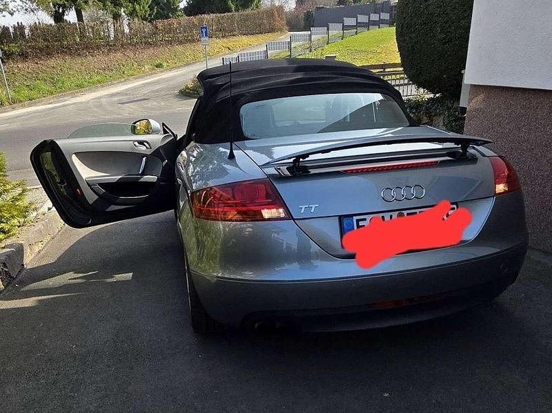 Gebraucht Audi TT Roadster 160 PS (117 kW) 2010 Grau Cabrio