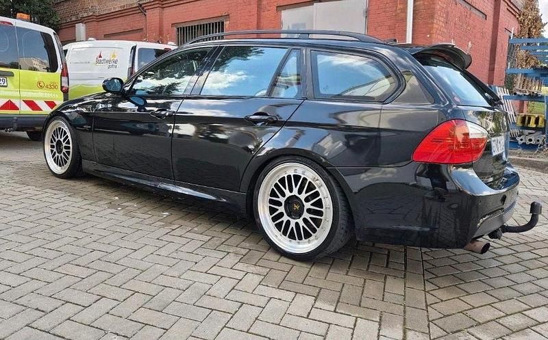 Brugt BMW 320 Performance 170 HK (125 kW) 2008 Sort Sedan