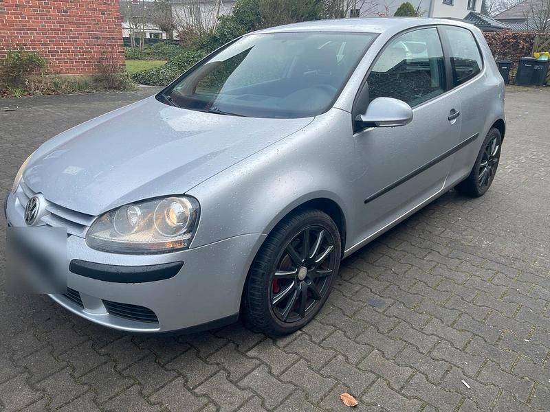 Gebraucht VW Golf V 75 PS (55 kW) 2005 Silber Kleinwagen
