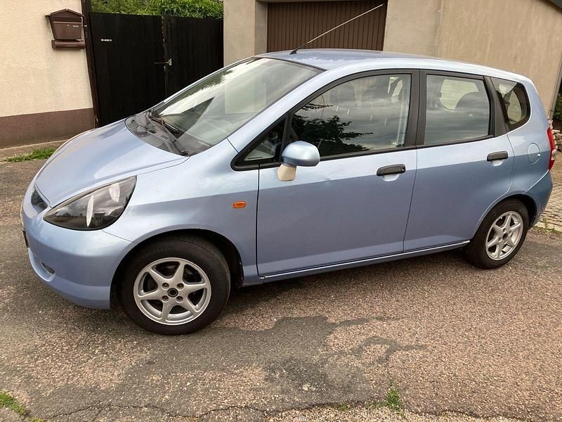 Blau Gebraucht 2002 Honda Jazz S Kleinwagen | 749 € (Guter Preis) - Bild 1/4