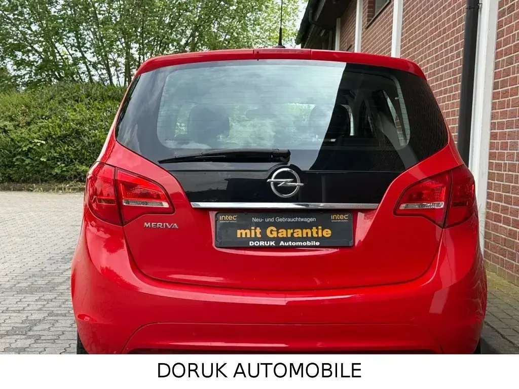 Gebraucht Opel Meriva Edition 101 PS (74 kW) 2013 Rot Van / Kleinbus