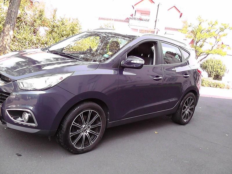Blau Gebraucht 2011 Hyundai ix35 SUV | 8.500 € (Fairer Preis) - Bild 1/4