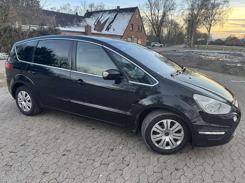 Gebraucht Ford S-MAX S 163 PS (119 kW) 2010 Pantherschwarz metallic Van / Kleinbus
