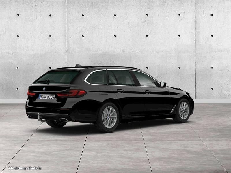 Gebraucht BMW 530 Efficient Dynamics 286 PS (210 kW) 2023 Schwarz uni Kombi