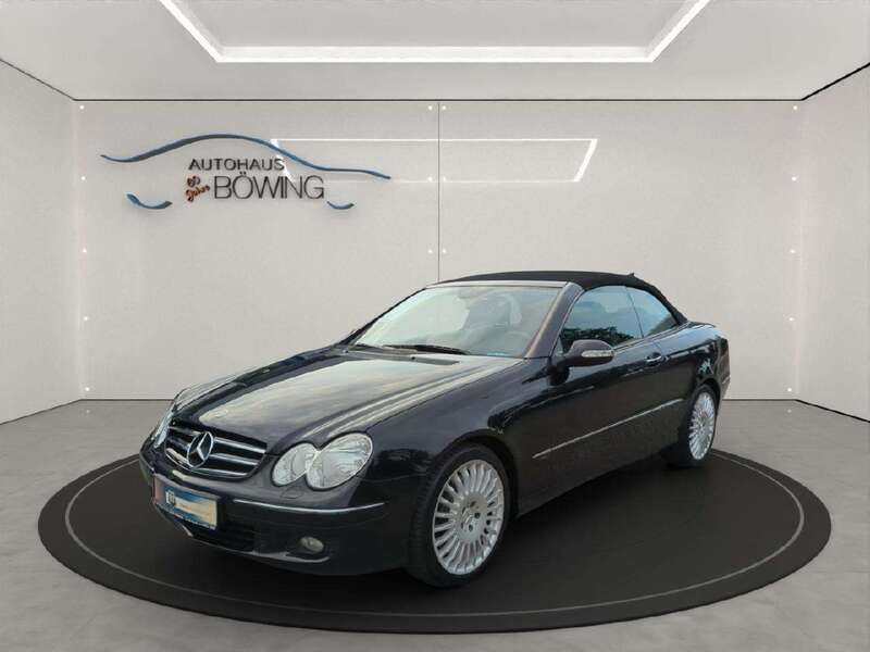 Obsidianschwarz met. (metallic) Gebraucht 2006 Mercedes CLK200 Avantgarde Cabrio | 11.490 € (Etwas zu teuer) - Bild 1/4