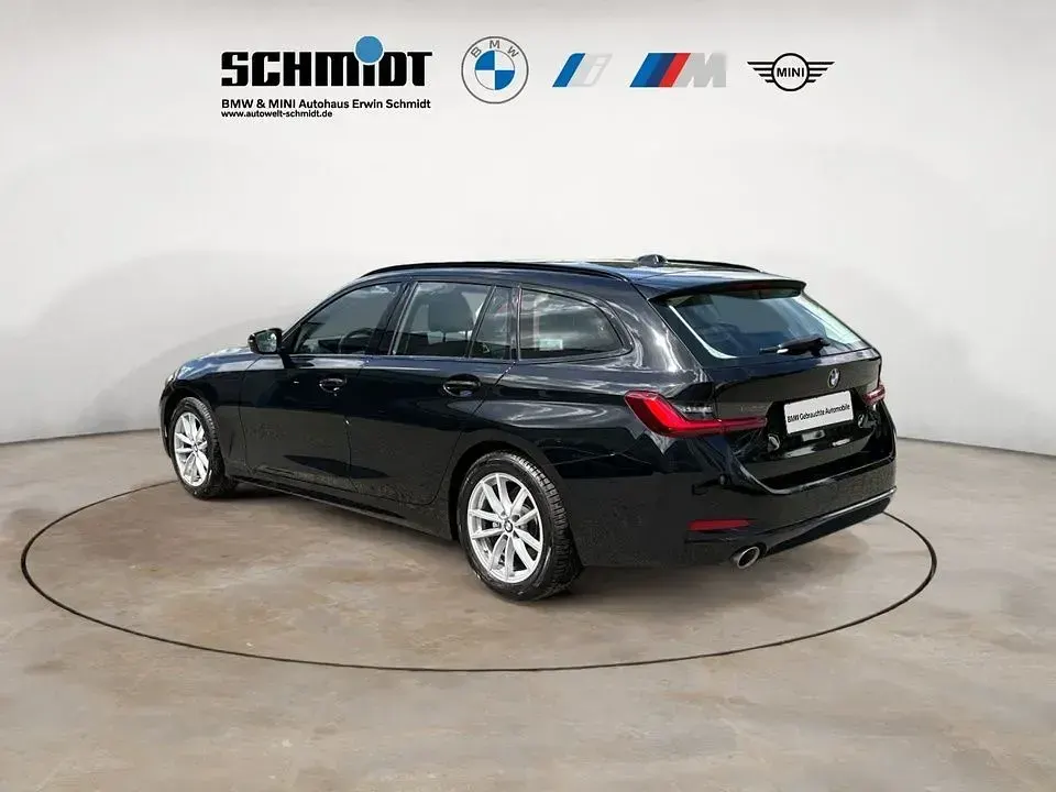 Gebraucht BMW 318 156 PS (114 kW) 2024 Schwarz Kombi
